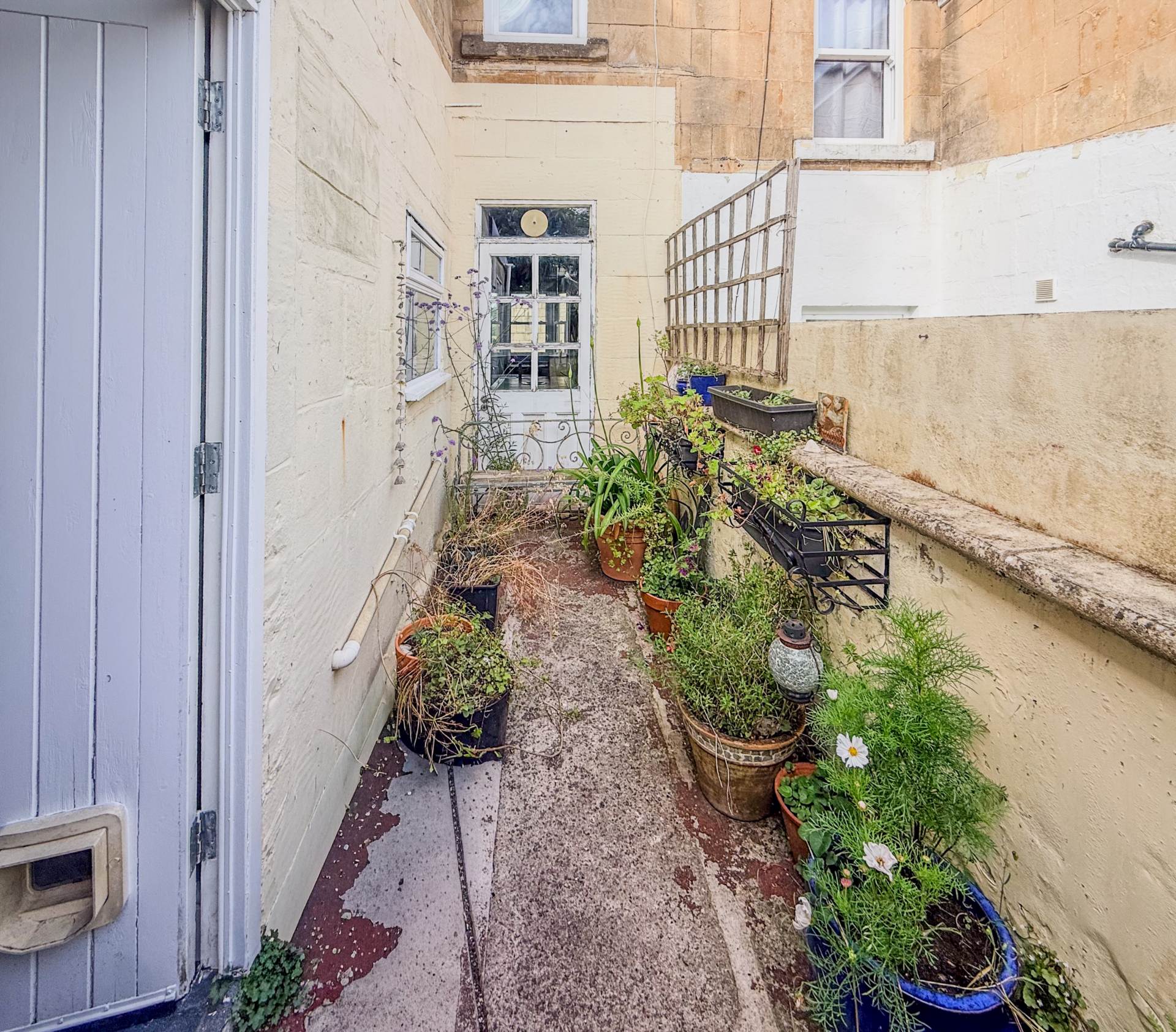Tyning Terrace, Bath, Image 16
