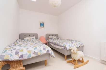 Woodcroft, Kingsdown, Image 20