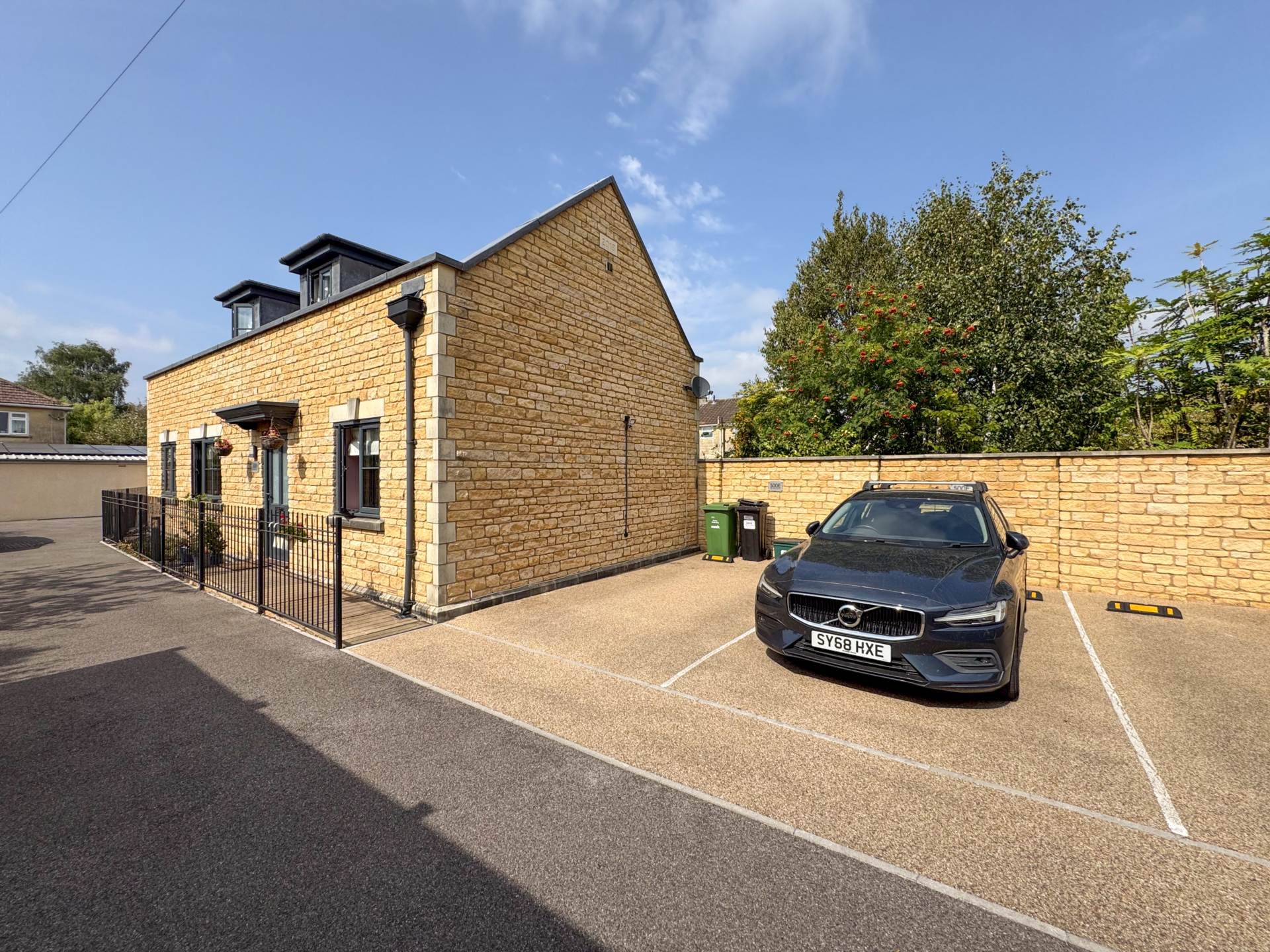 Wellsway, Bath, Image 1