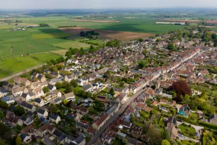 High Street, Marshfield, Image 2