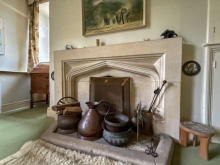 Stonetiles, Bulls Lane, Box, Image 7