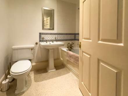 Abbeydale House, Bathampton, Image 15