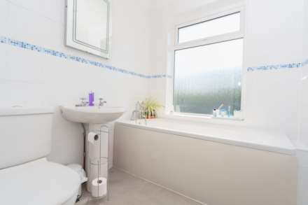 Wellsway, Bath, Image 12