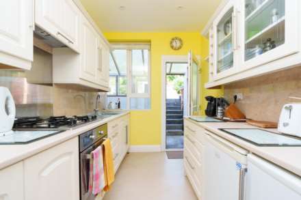 Wellsway, Bath, Image 5
