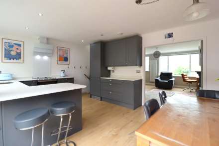 Marshfield Way, Bath, Image 2