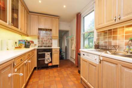 Daisybank, Bath, Image 6