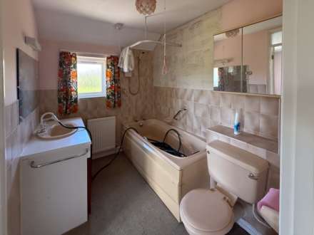 Harbutts, Bath, Image 9