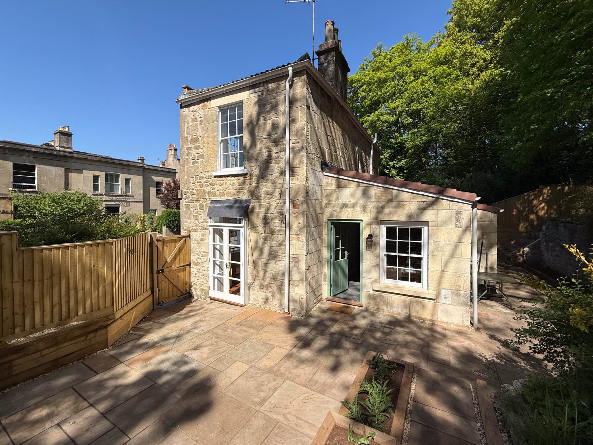 Springfields Cottage, Image 4
