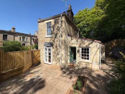 Springfields Cottage, Image 4
