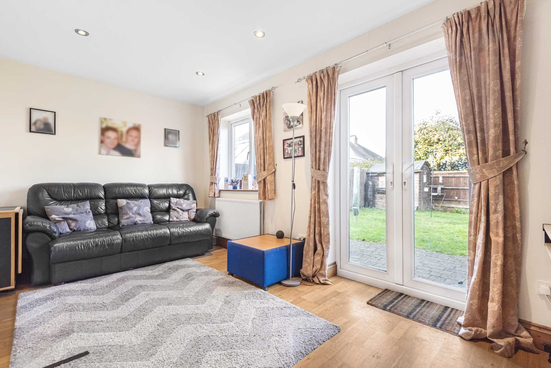 Derwent Avenue, Tilehurst, Image 3