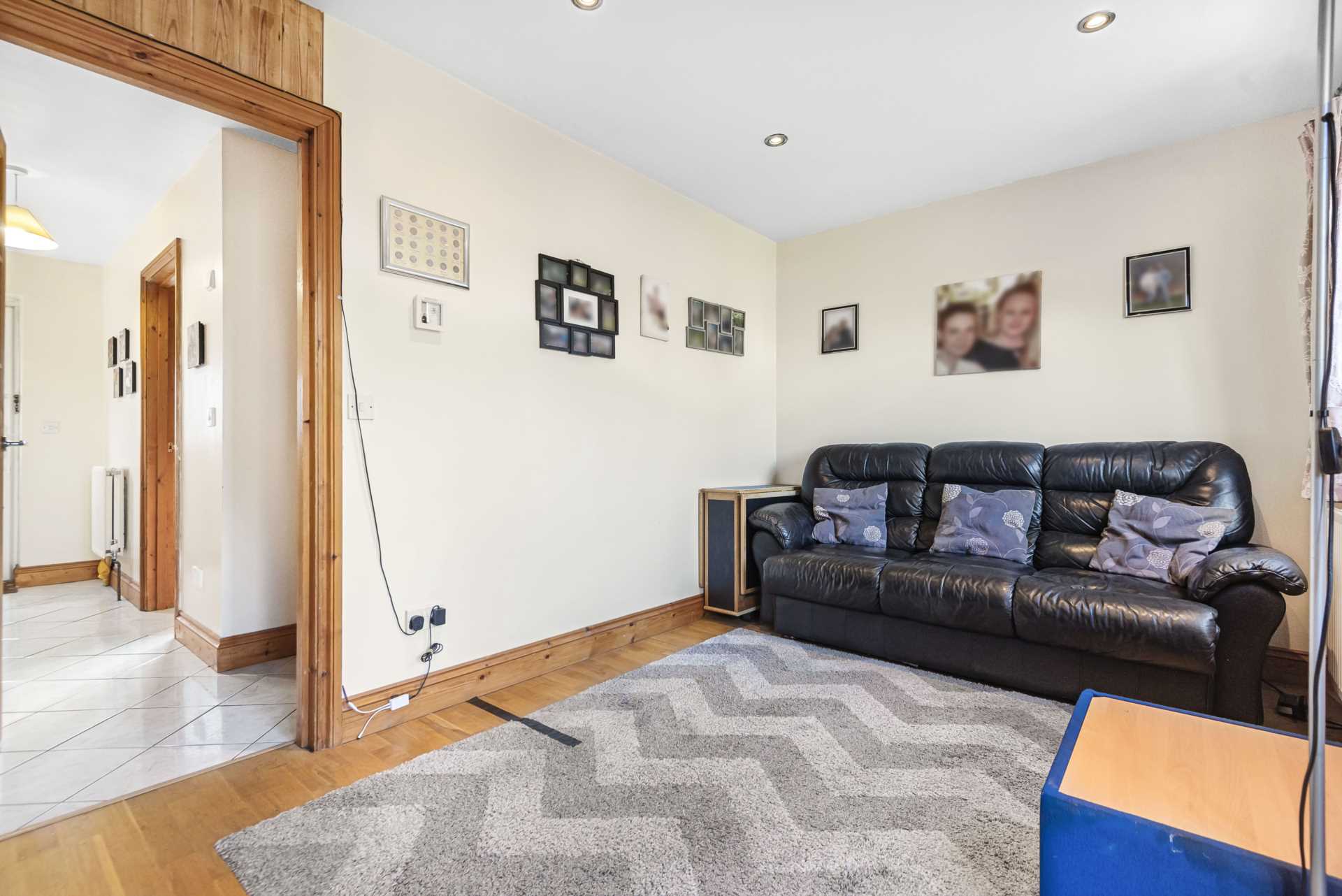 Derwent Avenue, Tilehurst, Image 4