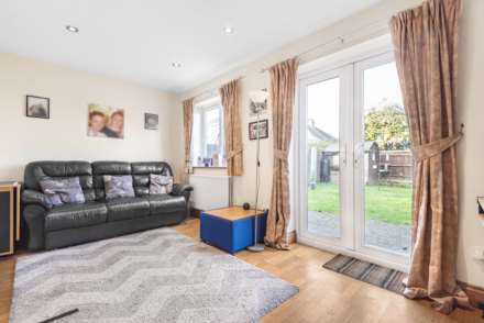Derwent Avenue, Tilehurst, Image 3