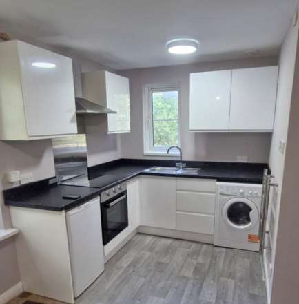 Watersfield Close, Lower Earley, Image 1