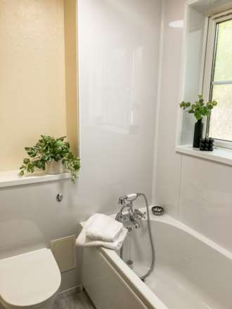 Watersfield Close, Lower Earley, Image 2