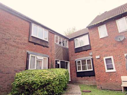 Watersfield Close, Lower Earley, Image 6