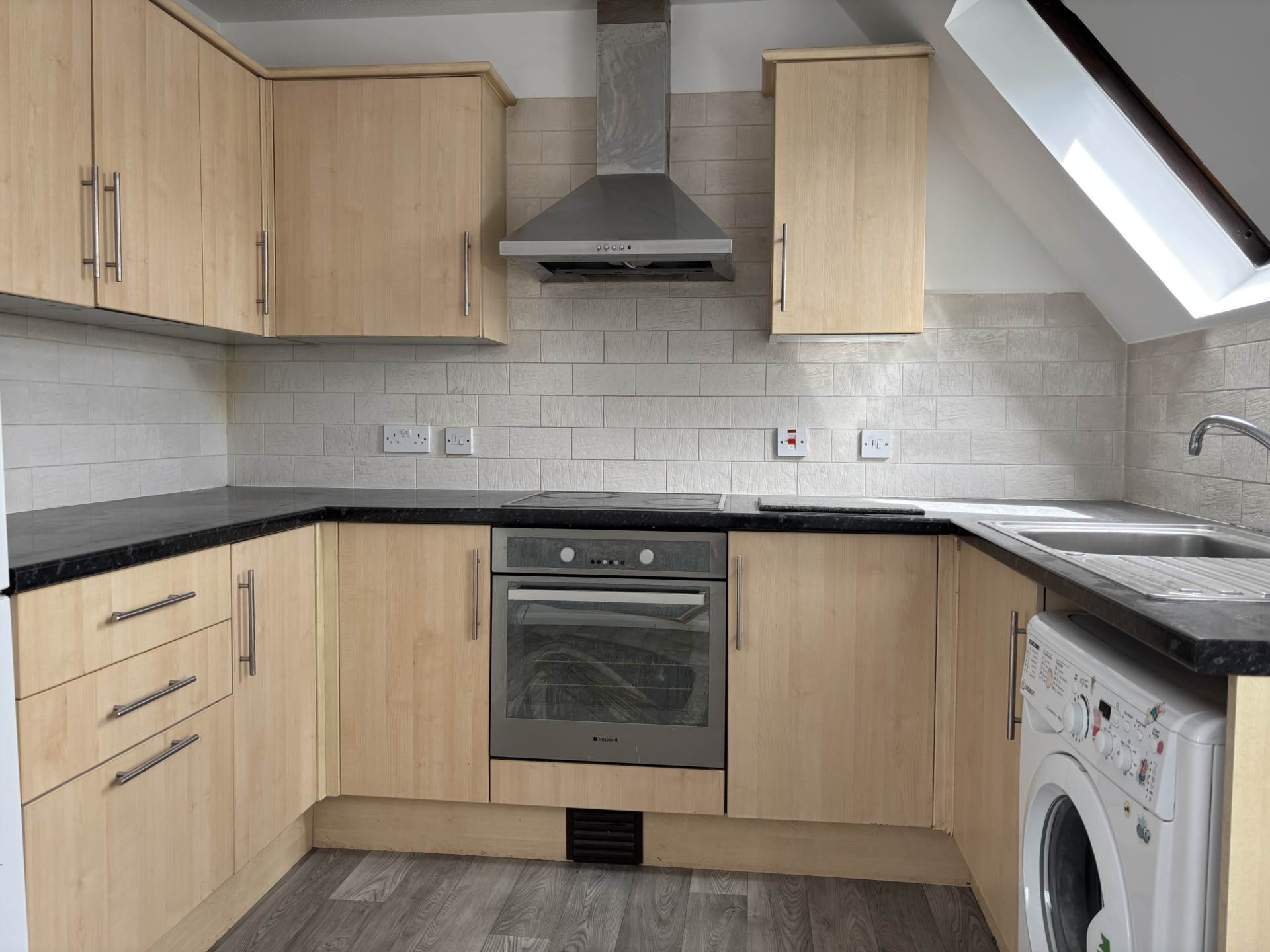 Admirals Court, Rose Kiln Lane, Image 2