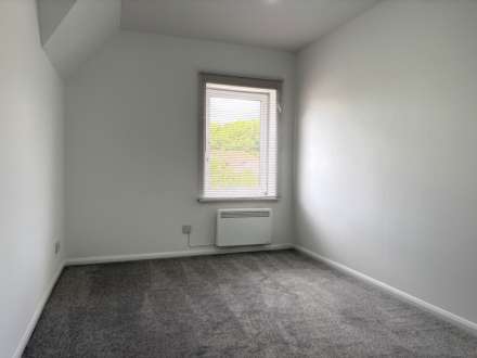 Admirals Court, Rose Kiln Lane, Image 7