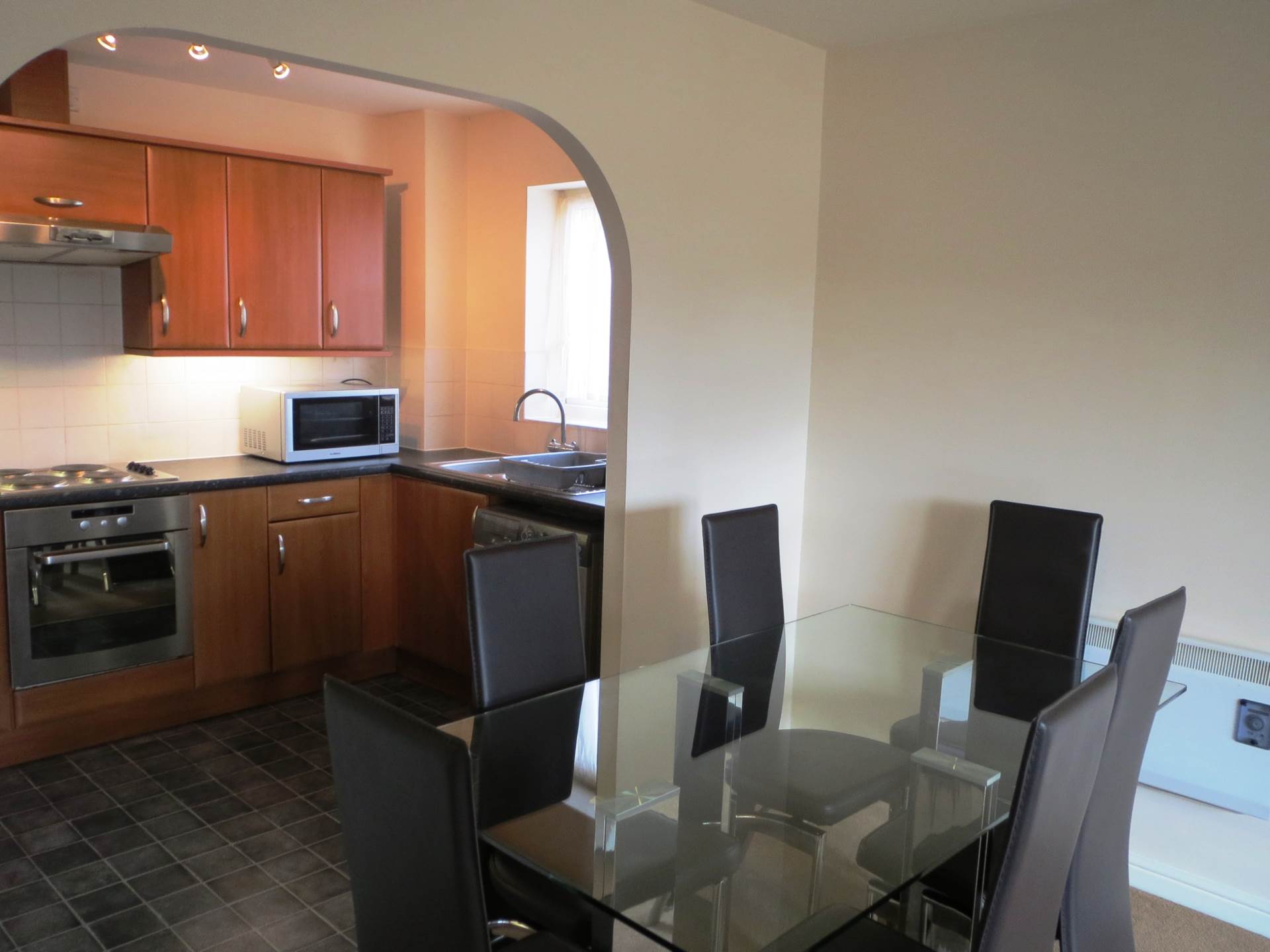 Westgate Court, Oxford Road, Image 6