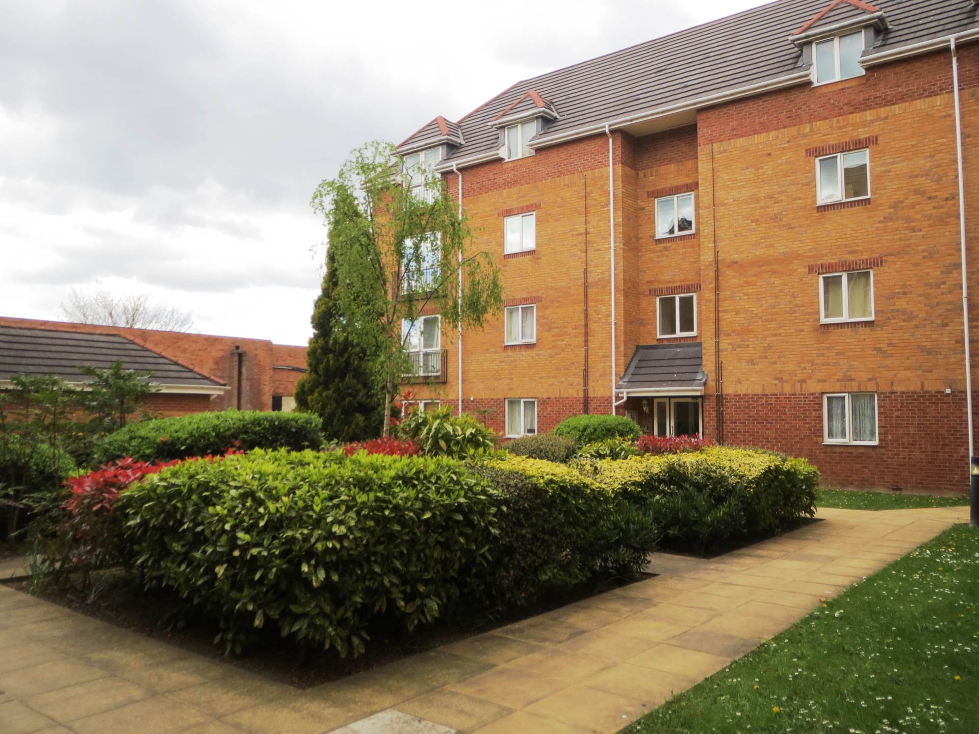Westgate Court, Oxford Road, Image 9
