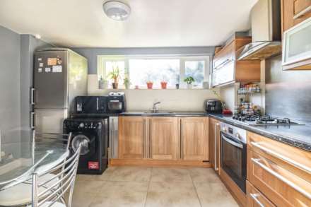 Mount Pleasant, Tadley, Image 5