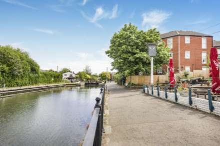 Lock Place, Reading, Image 10