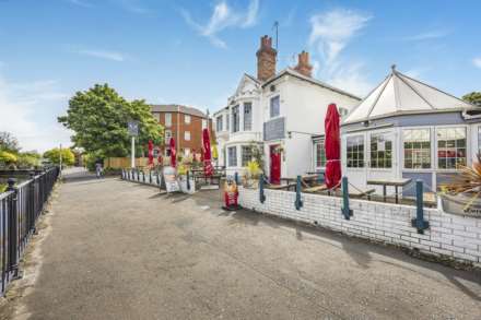 Lock Place, Reading, Image 11