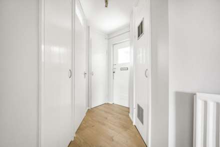 Lock Place, Reading, Image 8