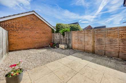Yeomanry Close, Thatcham, Image 18