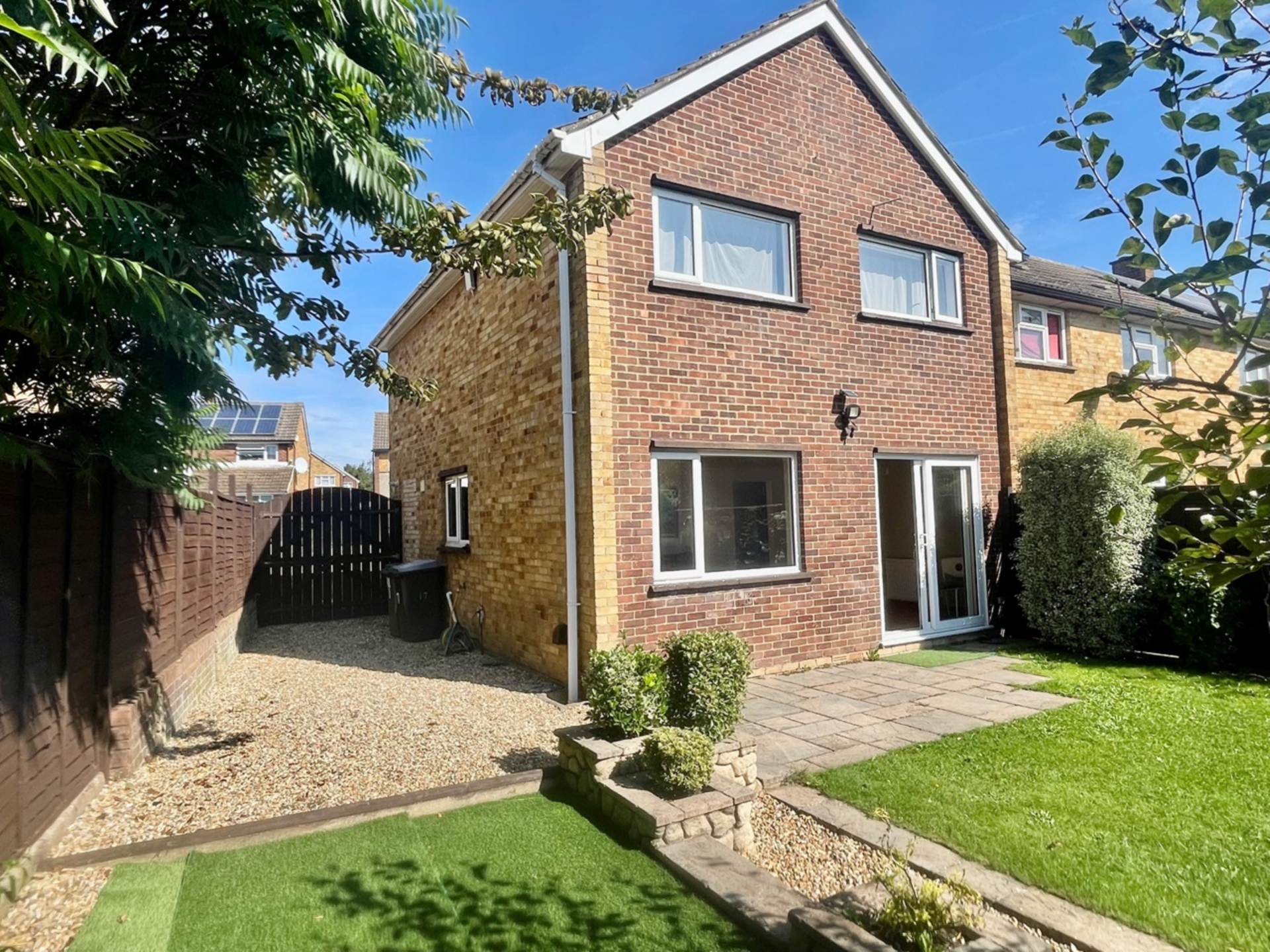 Hopwood Close, Newbury, Image 16