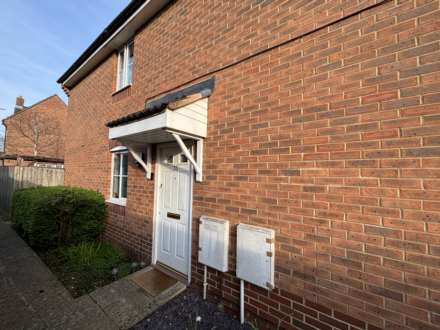 Gloucester Avenue, Shinfield, Image 12