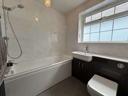 Wokingham Road, Reading, Image 11