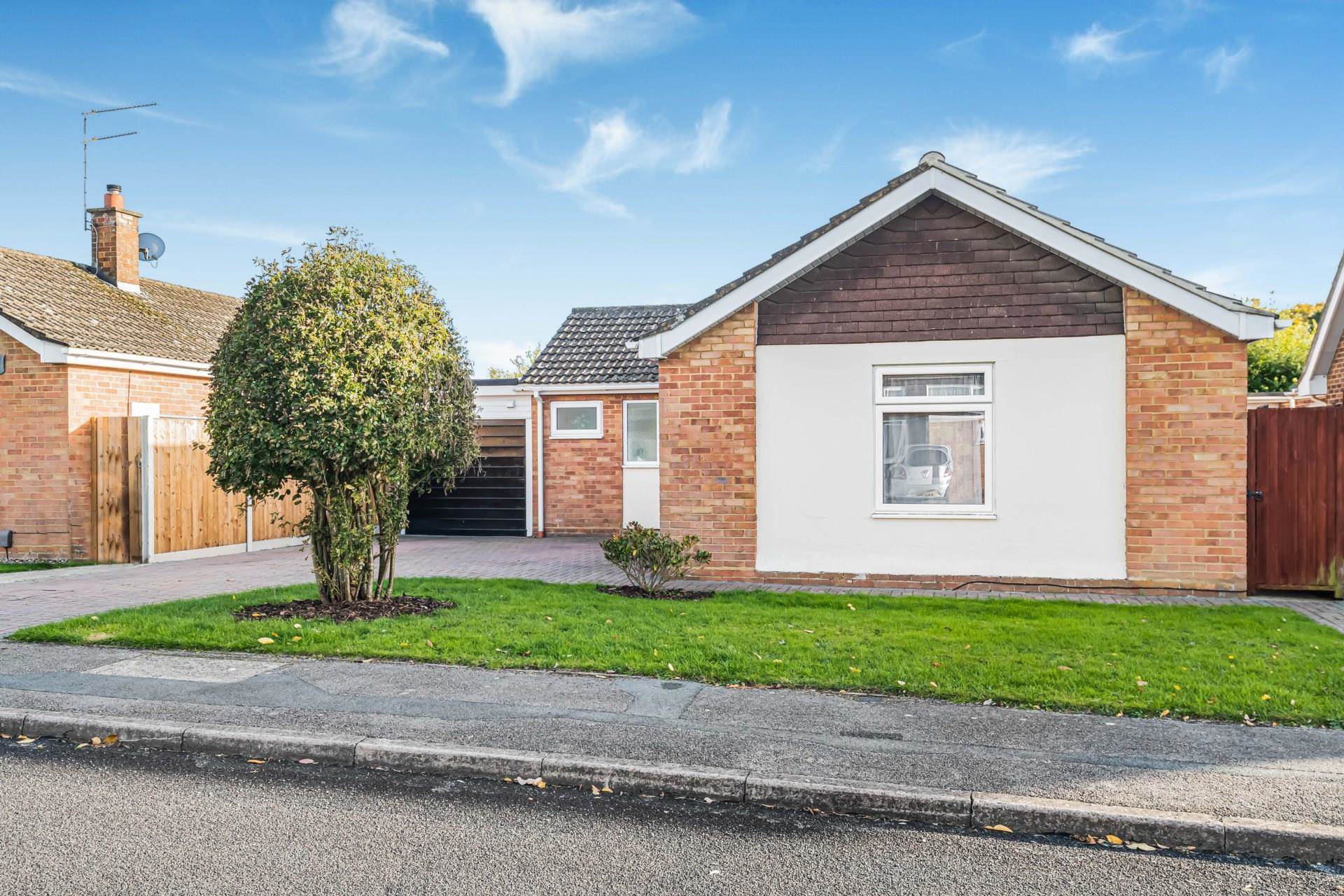 Woodrow Drive, Wokingham, Image 2