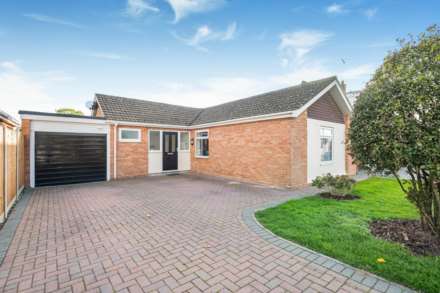 3 Bedroom Detached Bungalow, Woodrow Drive, Wokingham
