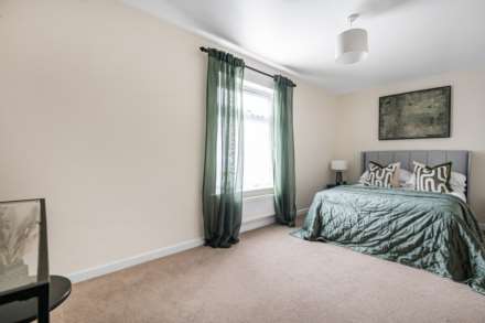 Woodrow Drive, Wokingham, Image 13