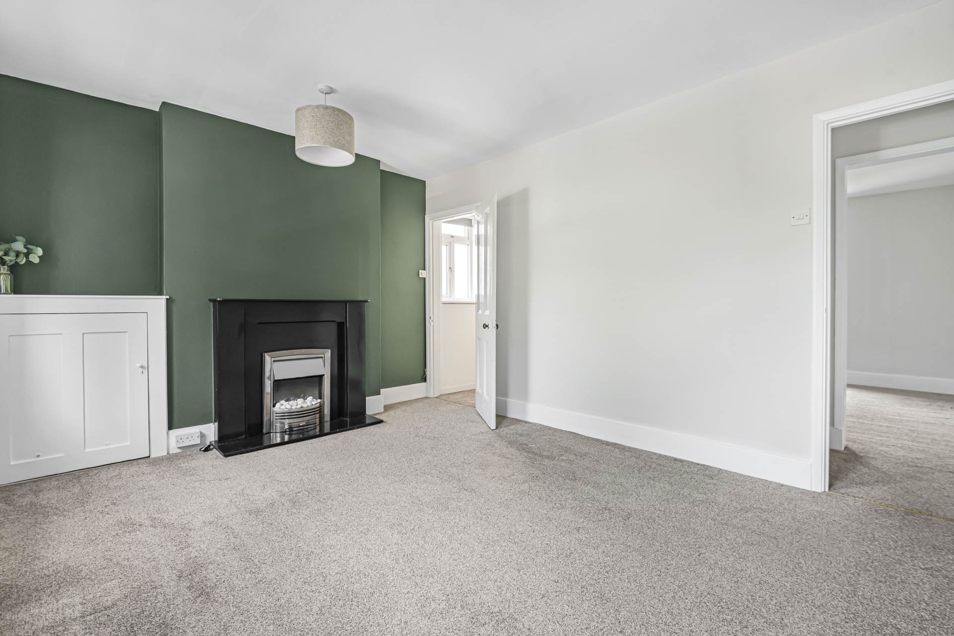 Terrace Road North, Binfield, Image 5