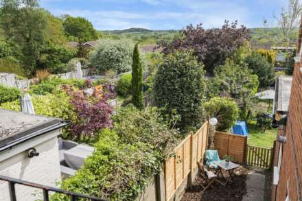 Terrace Road North, Binfield, Image 13