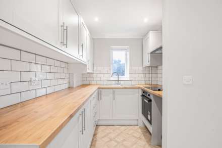 Heath End Road, Baughurst, Image 2