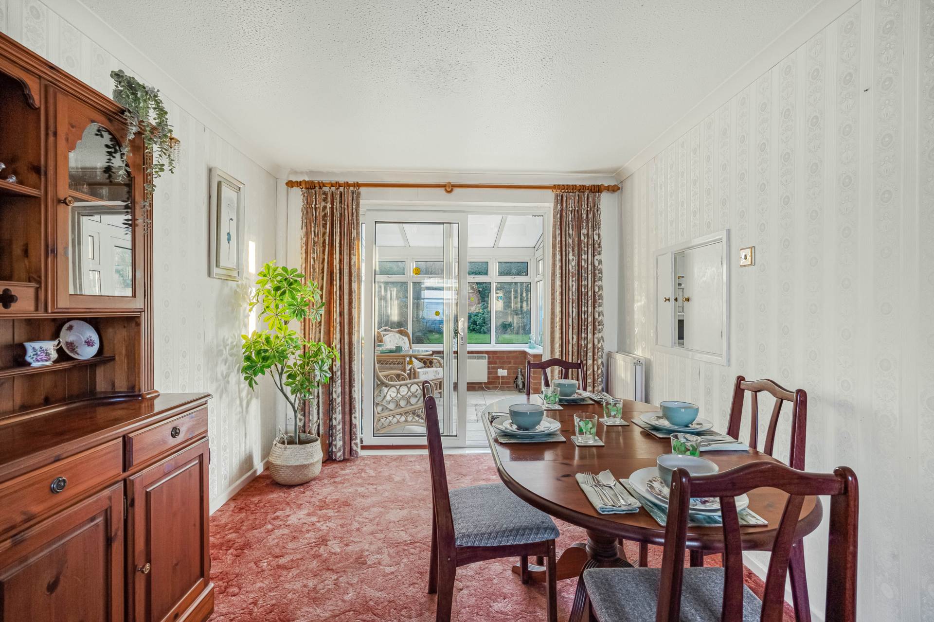 The Ridings, Emmer Green, Image 3