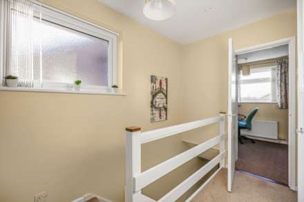 The Ridings, Emmer Green, Image 11