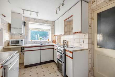 The Ridings, Emmer Green, Image 7