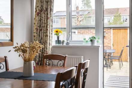 Kennedy Drive, Pangbourne, Image 8