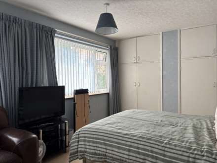 Wetherby Close, Emmer Green, Image 4