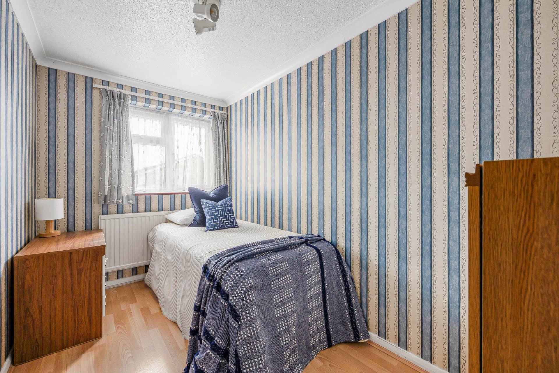 Poole Close, Tilehurst, Image 10