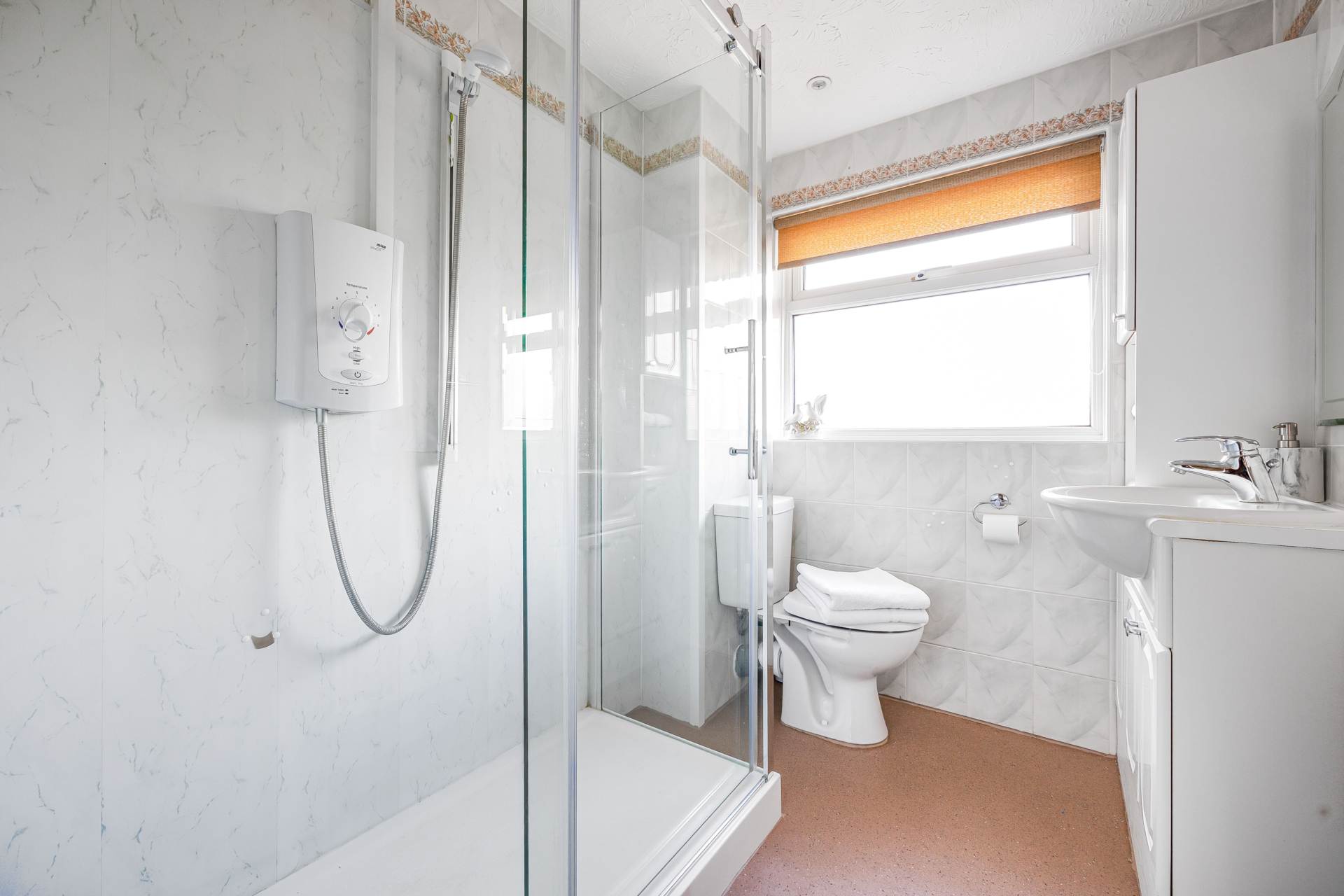 Poole Close, Tilehurst, Image 7