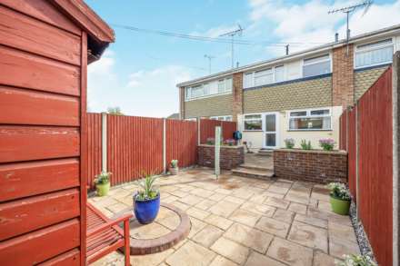 Poole Close, Tilehurst, Image 14