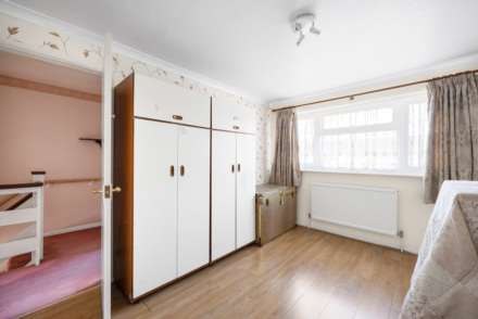 Poole Close, Tilehurst, Image 9