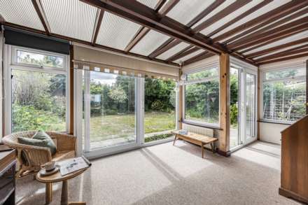 Staverton Close, Wokingham, Image 11