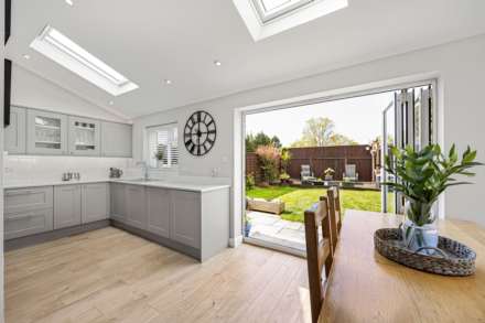 St Michaels Road, Tilehurst, Image 6