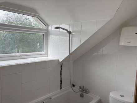 Bridge Street, Caversham, Image 3