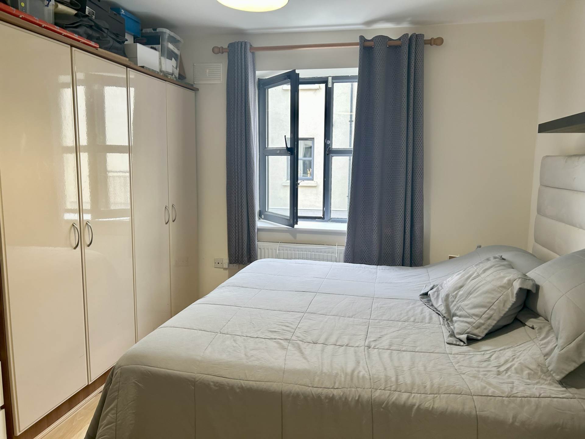 203 Block E, An tSean Mhargadh, Greenlanes, Drogheda, Co. Louth 203 Block E, An tSean Mhargadh, Greenlanes, Drogheda, Co. Louth